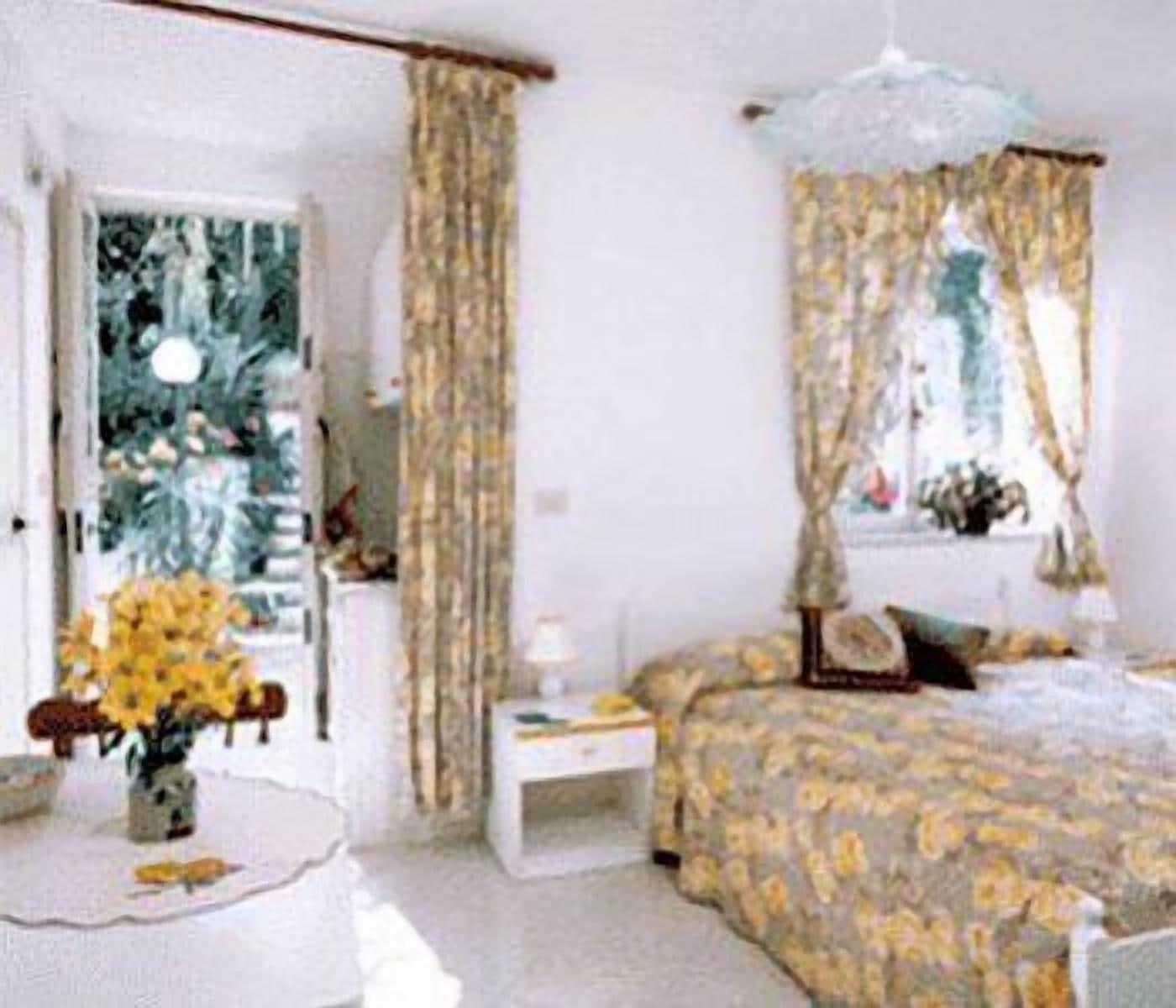 Piccolo Tirreno Hotel Residence Procida Esterno foto