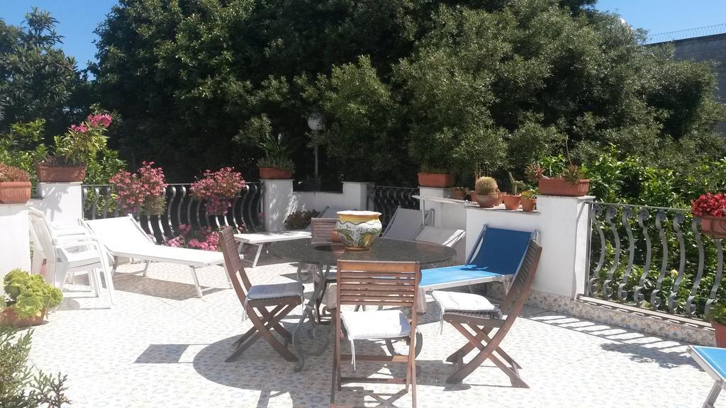 Piccolo Tirreno Hotel Residence Procida Esterno foto
