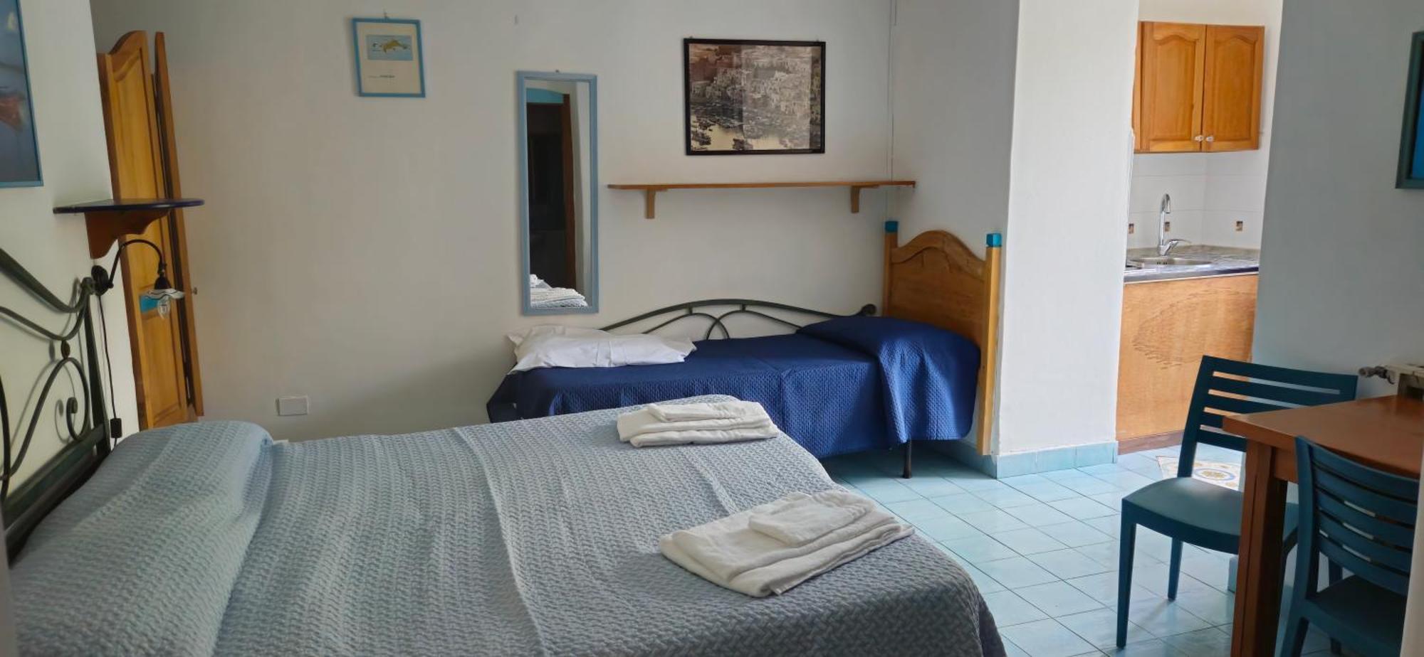 Piccolo Tirreno Hotel Residence Procida Esterno foto