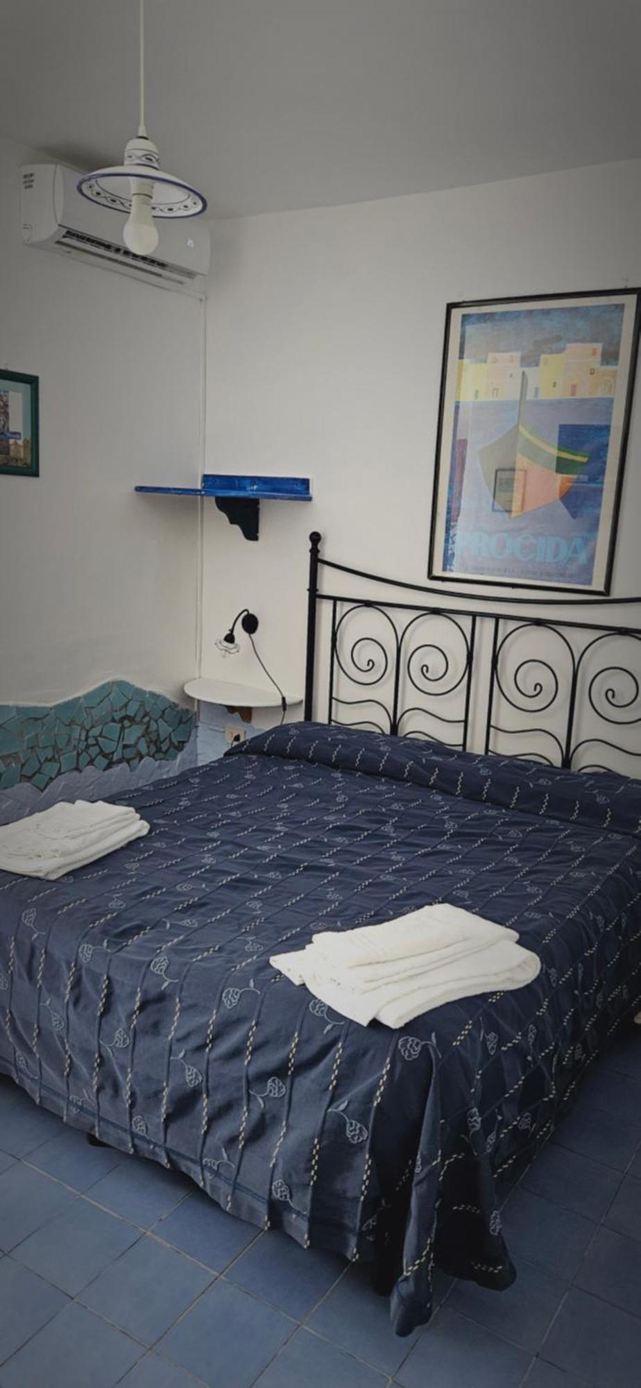 Piccolo Tirreno Hotel Residence Procida Esterno foto