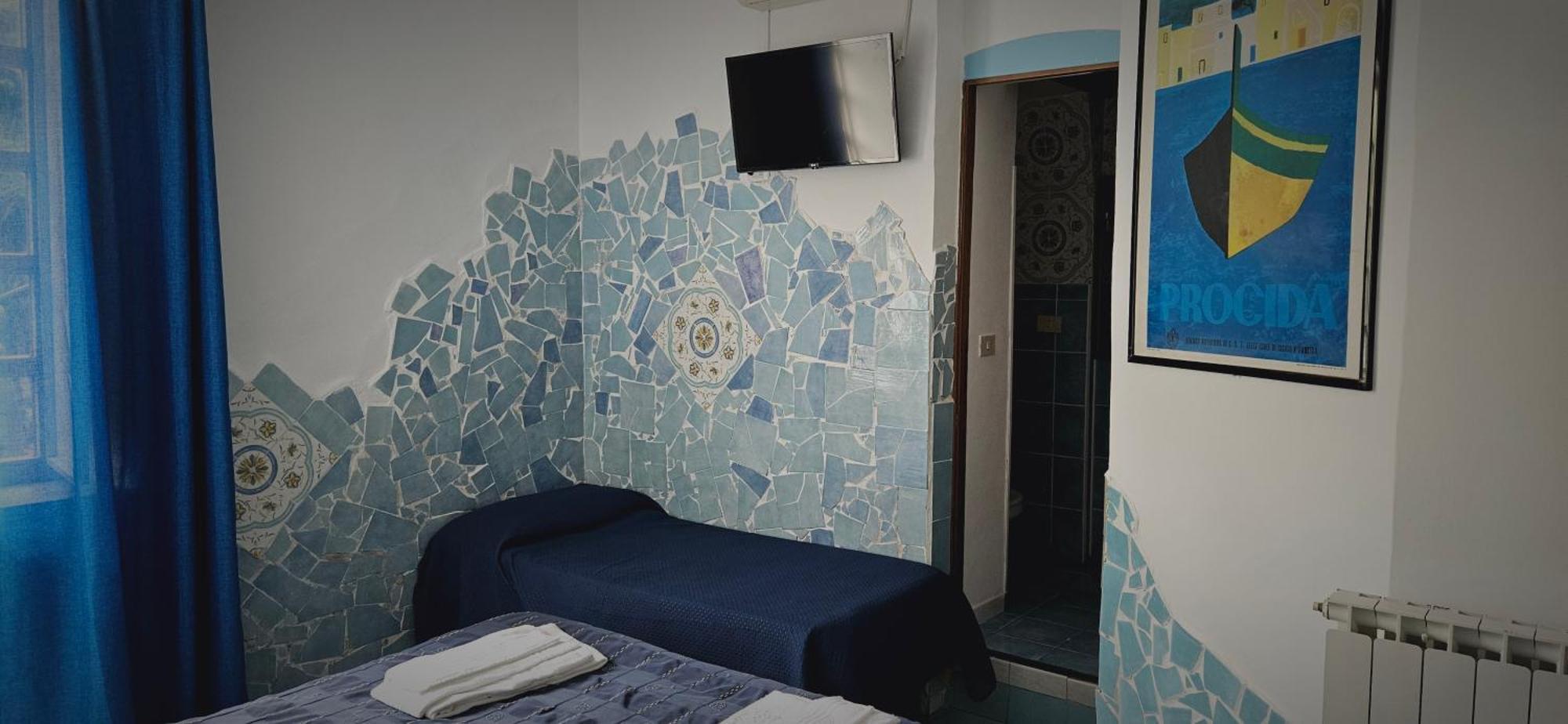 Piccolo Tirreno Hotel Residence Procida Esterno foto