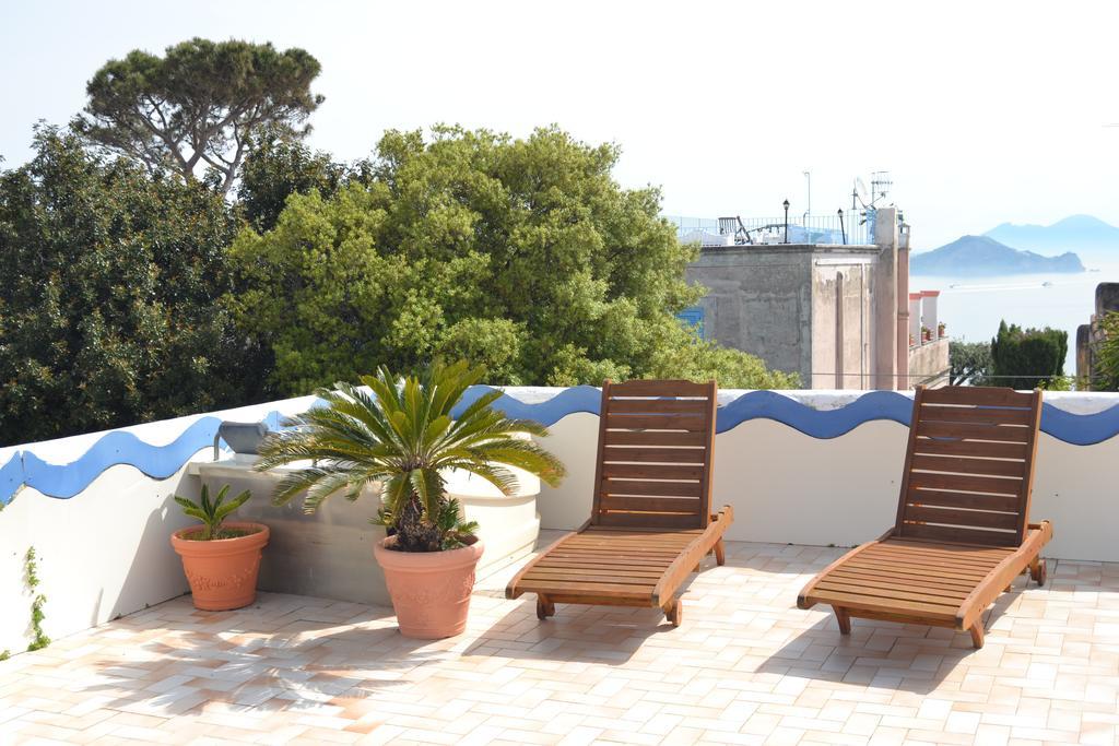 Piccolo Tirreno Hotel Residence Procida Esterno foto