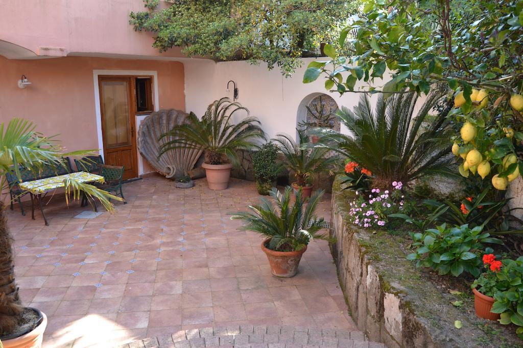 Piccolo Tirreno Hotel Residence Procida Esterno foto