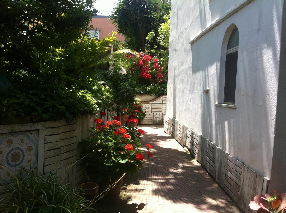 Piccolo Tirreno Hotel Residence Procida Esterno foto