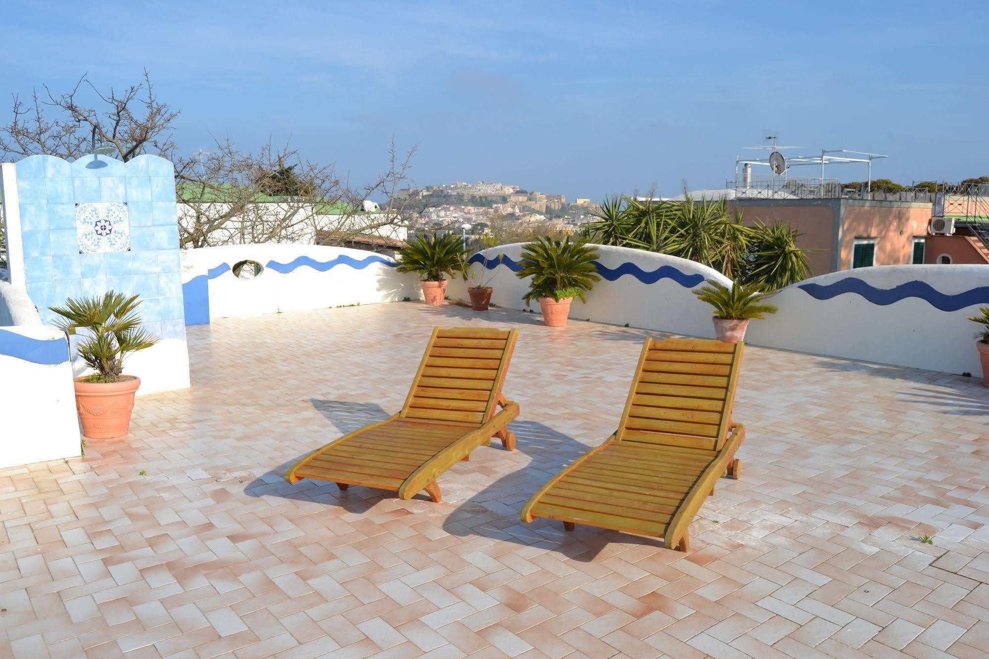 Piccolo Tirreno Hotel Residence Procida Esterno foto