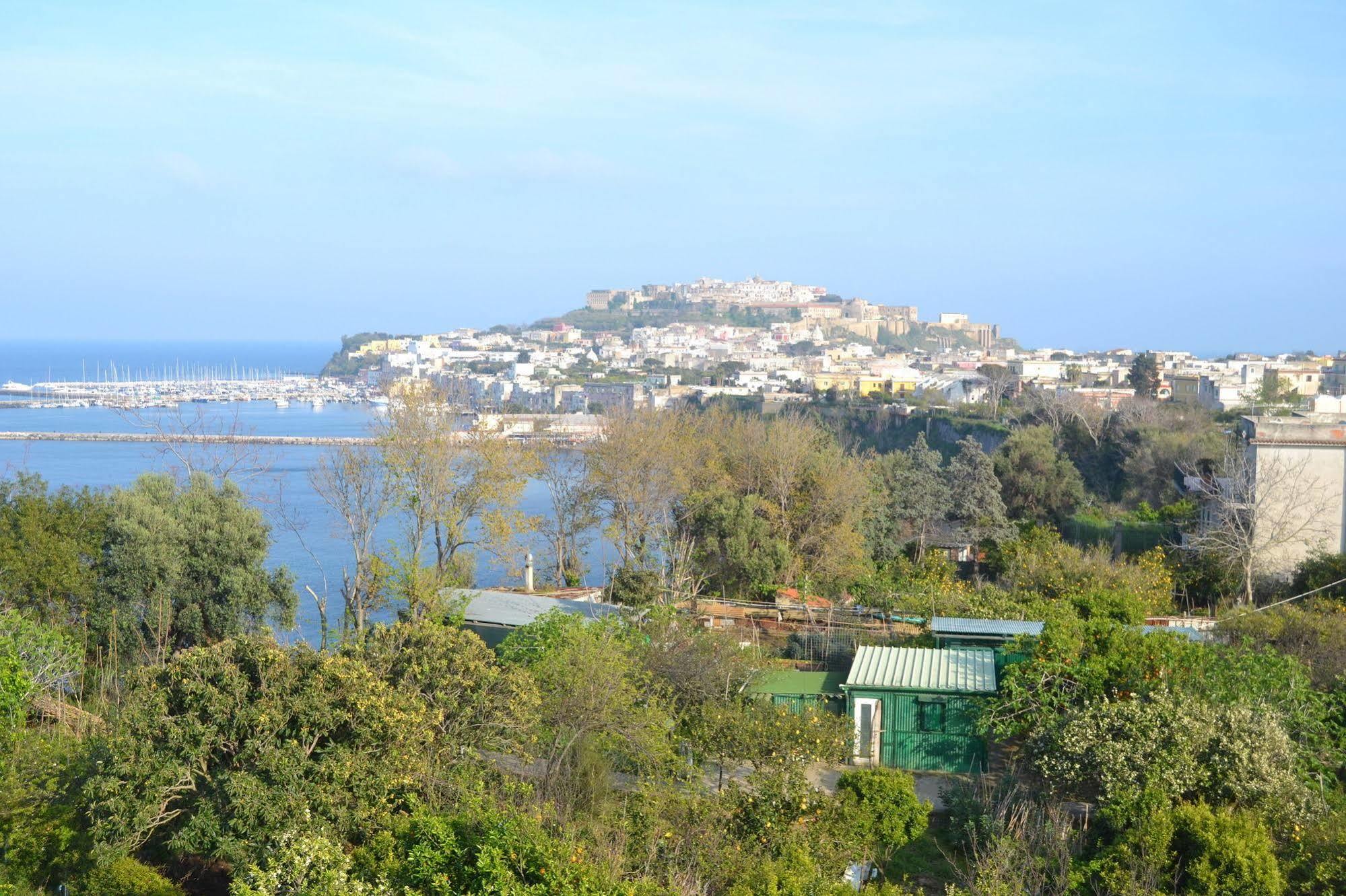 Piccolo Tirreno Hotel Residence Procida Esterno foto